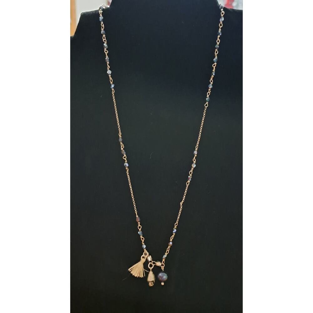 Silvertone 20" Necklace with black facet beads and babbles